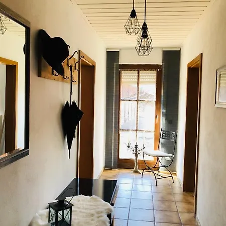 Appartement Idyllische Hofblick Balkonterrasse Wg 2 Hofblick Wg 1 Ohne Terrasse *