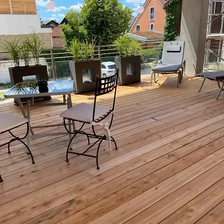 Idyllische Hofblick Balkonterrasse Wg 2 Hofblick Wg 1 Ohne Terrasse Appartement *